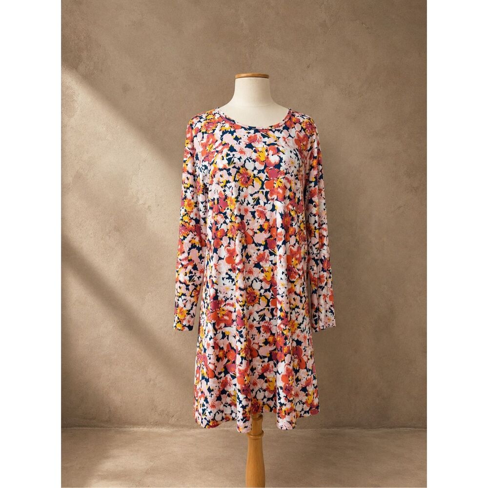 Lands’ End Sz M dress floral casual knit  long sleeves knee length